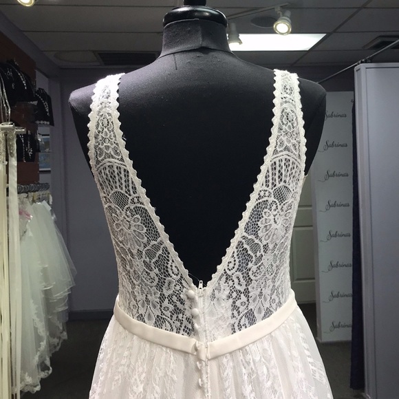 Lia Mia - Style A471 - Size 10 - Sand/IV/Nude - Picture 4 of 4